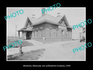 OLD LARGE HISTORIC PHOTO OF HENDRICKS MINNESOTA, VIEW OF THE CREAM Co c1930