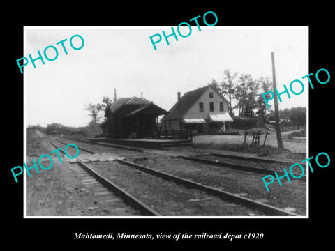 OLD LARGE HISTORIC PHOTO OF MAHTOMEDI MINNESOTA, THE RAILROAD DEPOT STATION 1920