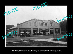 OLD LARGE HISTORIC PHOTO OF ST PETER MINNESOTA, THE DONDLINGER AUTO STORE c1920