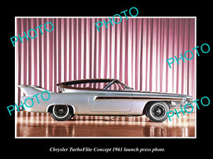 OLD LARGE HISTORIC PHOTO OF 1961 CHRYSLER TURBOFLITE CONCEPT CAR PRESS PHOTO 2