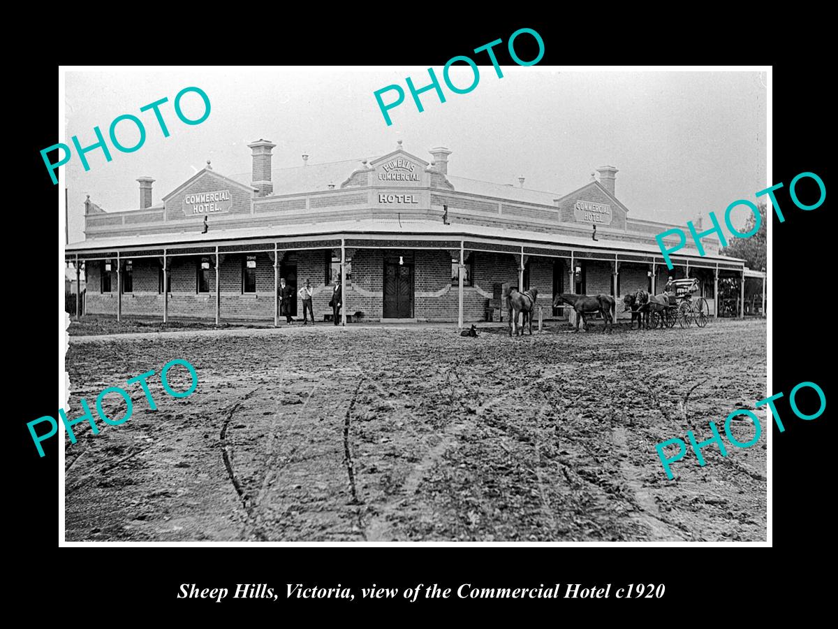 OLD LARGE HISTORIC PHOTO OF SHEEP HILLS VICTORIA, THE COMMERCIAL HOTEL c1920