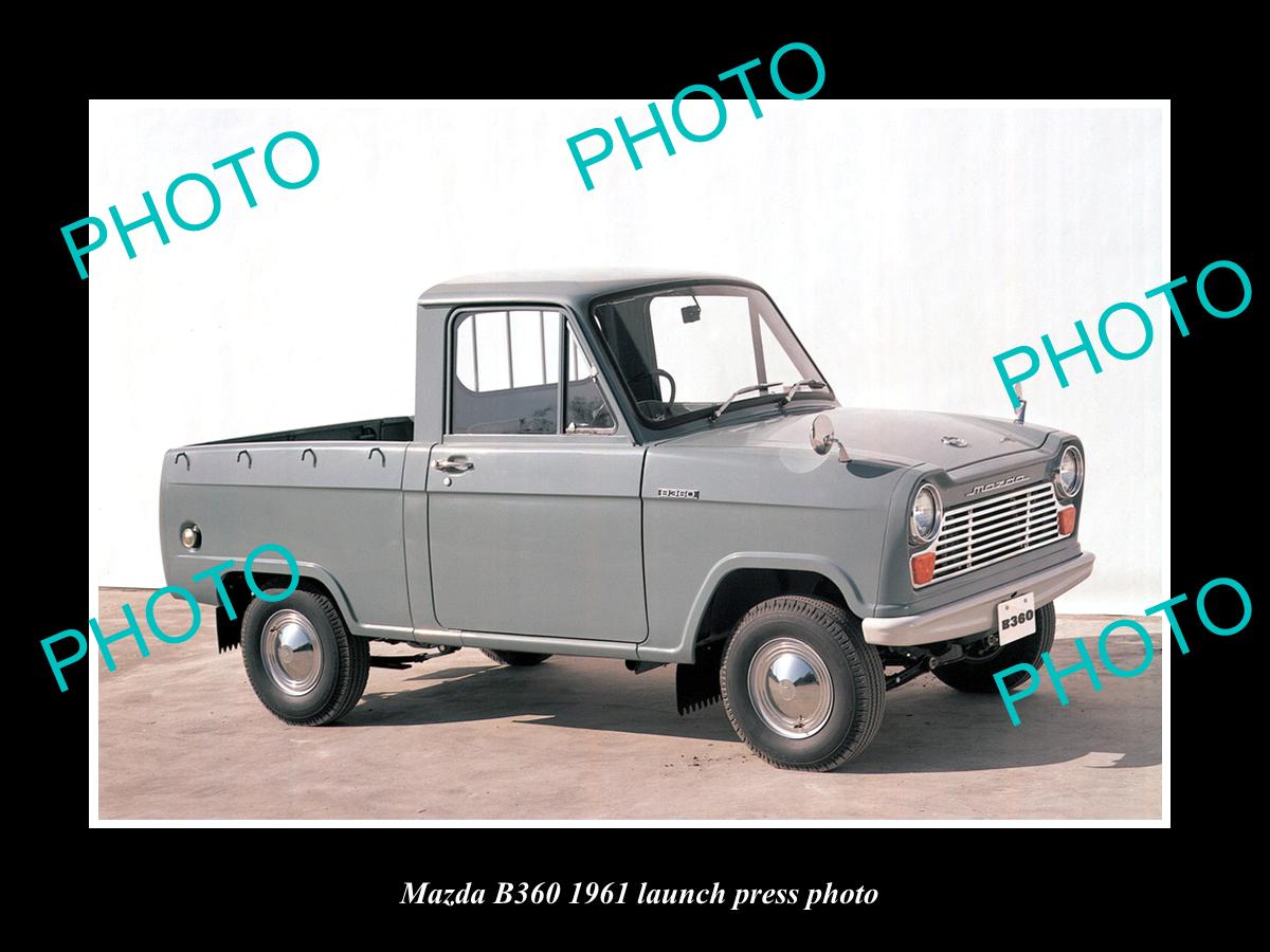 OLD LARGE HISTORIC PHOTO OF 1961 MAZDA B360 UTILITY CAR LAUNCH PRESS PHOTO