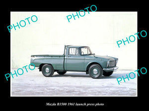 OLD LARGE HISTORIC PHOTO OF 1961 MAZDA B1500 UTILITY CAR LAUNCH PRESS PHOTO