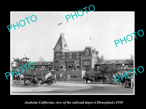 OLD LARGE HISTORIC PHOTO OF ANAHEIM CALIFORNIA, DISNEYLAND RAILROAD DEPOT c1950