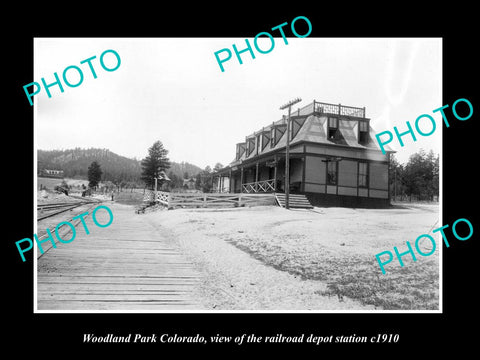 OLD LARGE HISTORIC PHOTO OF WOODLAND PARK COLORADO, RAILROAD DEPOT STATION c1910