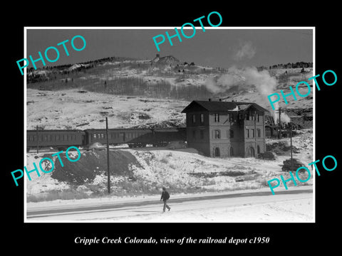 OLD LARGE HISTORIC PHOTO OF  CRIPPLE CREEK COLORADO, RAILROAD DEPOT STATION 1950