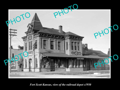 OLD LARGE HISTORIC PHOTO OF  FORT SCOTT KANSAS, THE RAILWAY DEPOT STATION c1950