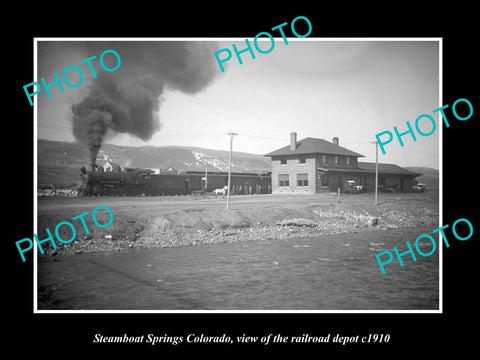 OLD LARGE HISTORIC PHOTO OF THE STEAMBOAT SPRINGS COLORADO RAILROAD DEPOT c1910