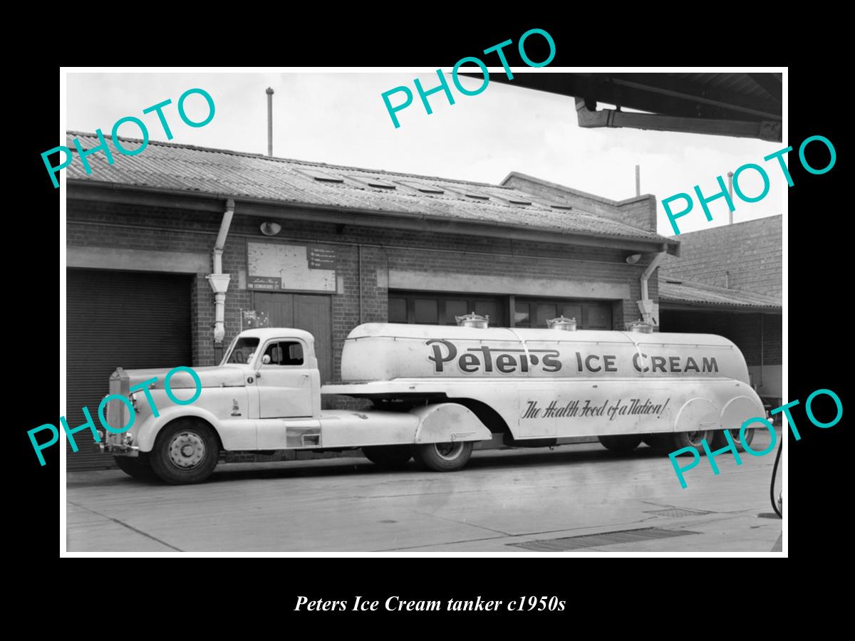 OLD LARGE HISTORIC PHOTO OF MELBOURNE VICTORIA, THE PETERS ICE CREAM TANKER 1950