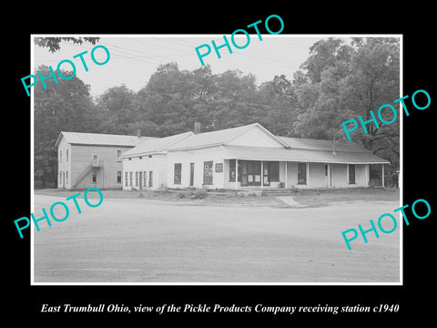 OLD LARGE HISTORIC PHOTO OF EAST TRUMBELL OHIO, THE PICKLE STATION c1940