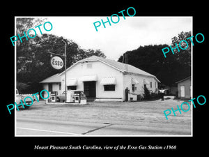 OLD LARGE HISTORIC PHOTO OF MOUNT PLEASENT SOUTH CAROLINA, ESSO GAS STATION 1960