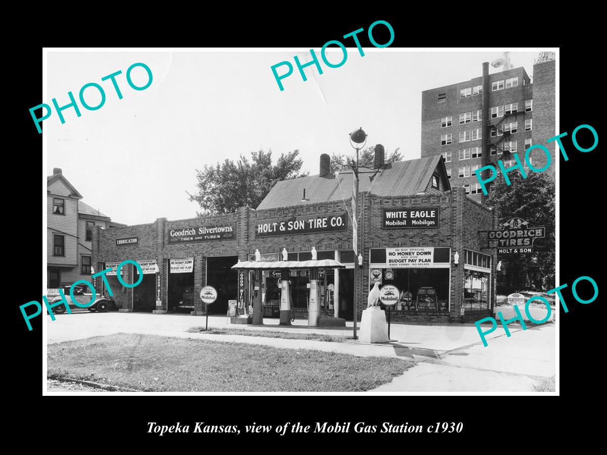 OLD LARGE HISTORIC PHOTO OF TOPEKA KANSAS, THE MOBIL OIL GAS STATION c1930