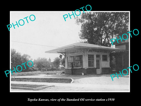 OLD LARGE HISTORIC PHOTO OF TOPEKA KANSAS, THE STANDARD OIL Co GAS STATION c1930