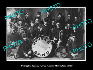 OLD LARGE HISTORIC PHOTO OF WELLINGTON KANSAS, THE HUUSE MENS BRASS BAND c1900