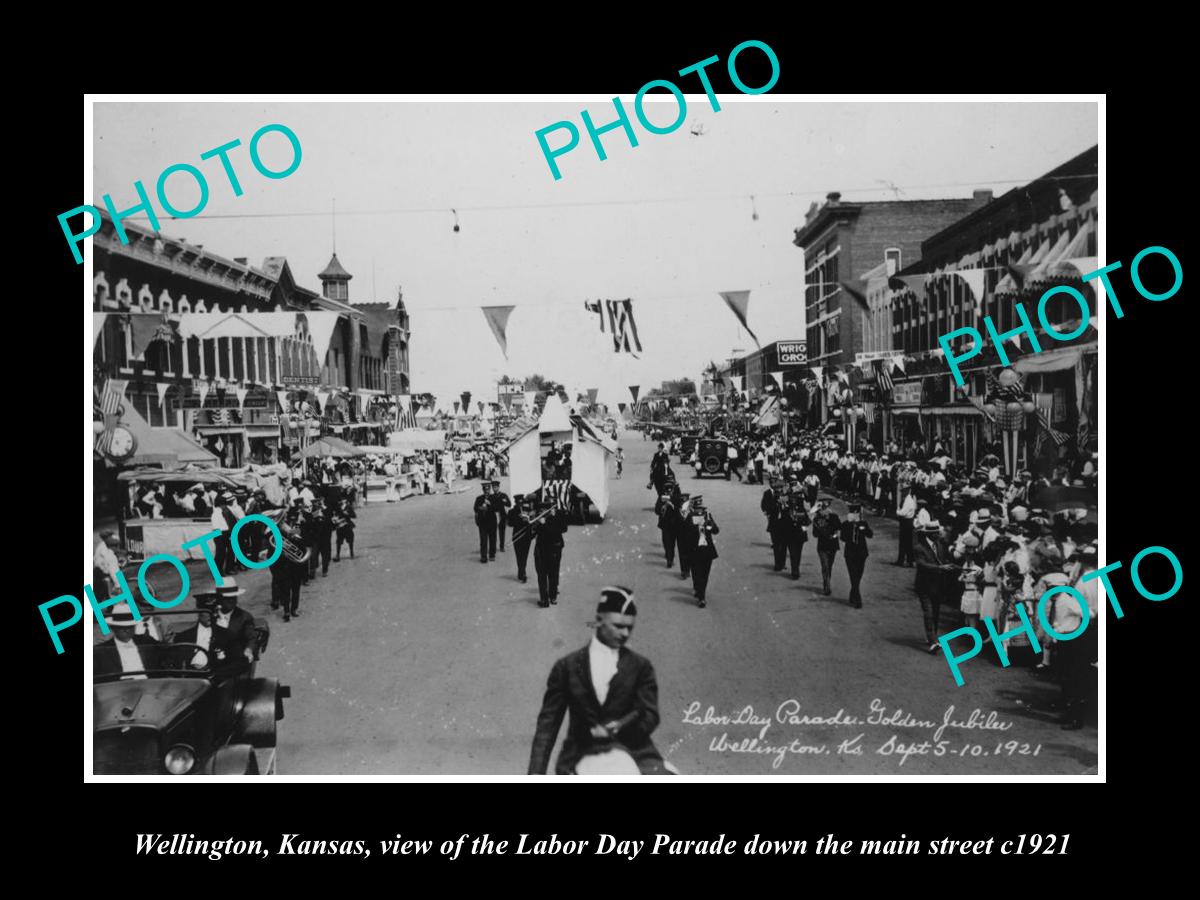 OLD LARGE HISTORIC PHOTO OF WELLINGTON KANSAS, LABOR DAY PARADE ON MAIN St c1921