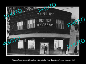 OLD HISTORIC PHOTO OF GREENSBORO NORTH CAROLINA, YUM YUM ICE CREAM STORE c1960