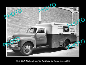 OLD LARGE HISTORIC PHOTO OF TWIN FALLS IDAHO, THE PET DAIRY ICE CREAM TRUCK 1950