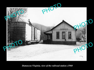 OLD LARGE HISTORIC PHOTO OF DAMASCUS VIRGINIA, THE RAILROAD STATION c1960