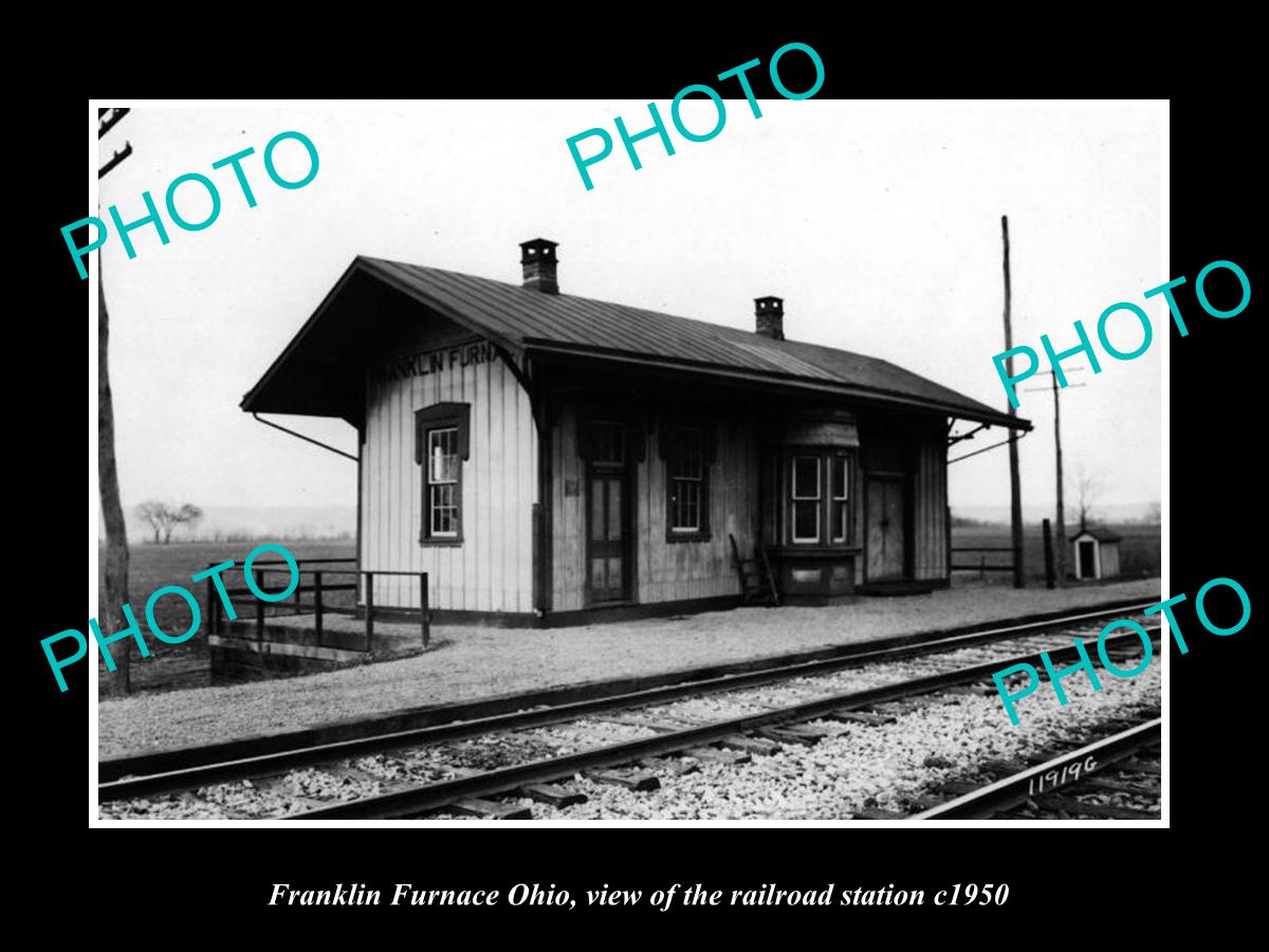 OLD LARGE HISTORIC PHOTO OF FRANKLIN FURNACE OHIO, THE RAILROAD STATION c1950