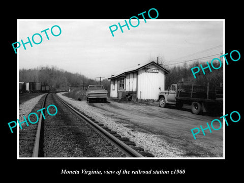 OLD LARGE HISTORIC PHOTO OF MONETA VIRGINIA, THE RAILROAD STATION c1960