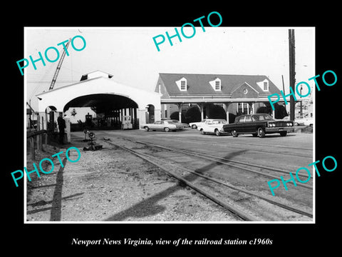 OLD LARGE HISTORIC PHOTO OF NEWPORT NEWS VIRGINIA, THE RAILROAD STATION c1960