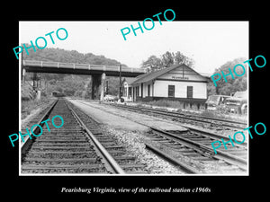 OLD LARGE HISTORIC PHOTO OF PEARISBURG VIRGINIA, THE RAILROAD STATION c1960 1