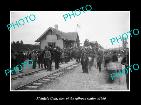 OLD LARGE HISTORIC PHOTO OF RICHFIELD UTAH, VIEW OF RAILROAD STATION c1900