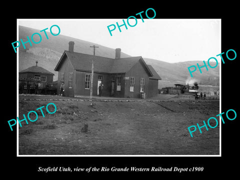 OLD LARGE HISTORIC PHOTO OF SCOFIELD UTAH, VIEW OF RAILROAD STATION c1900