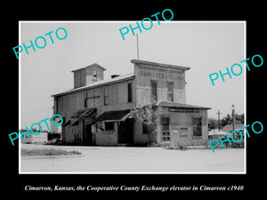 OLD LARGE HISTORIC PHOTO OF CIMARRON KANSAS, THE CO-OP EXCHANGE ELEVATOR c1940