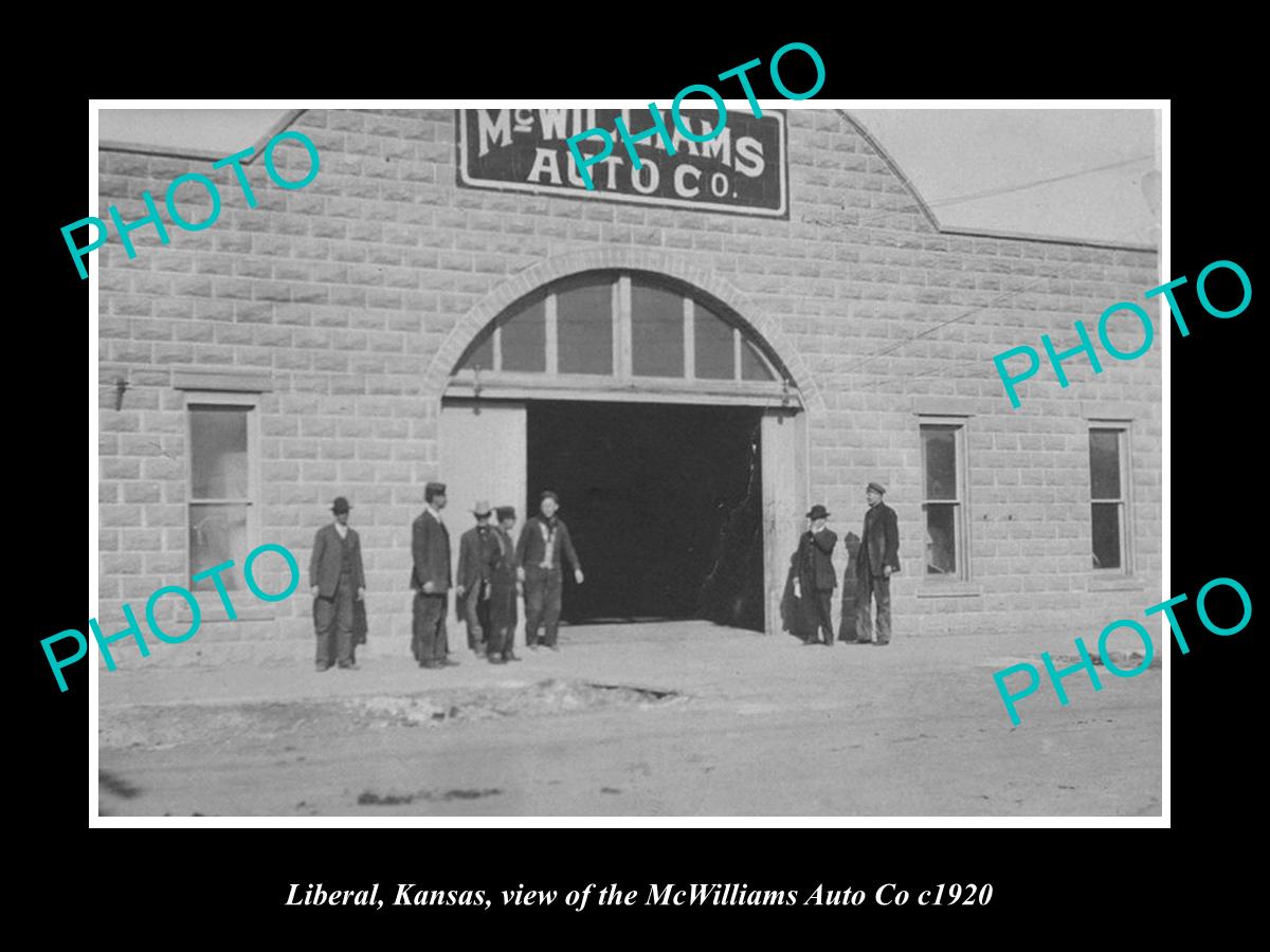 OLD LARGE HISTORIC PHOTO OF LIBERAL KANSAS, THE McWILLIAMS AUTO GARAGE c1920