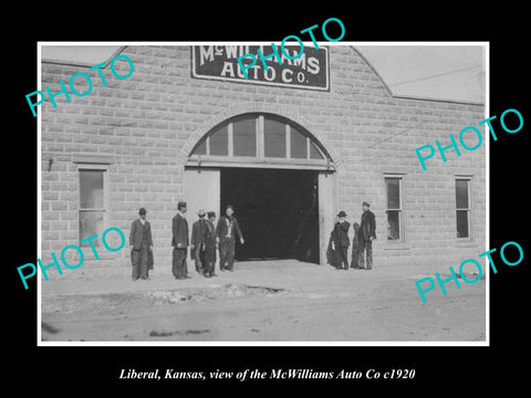 OLD LARGE HISTORIC PHOTO OF LIBERAL KANSAS, THE McWILLIAMS AUTO GARAGE c1920