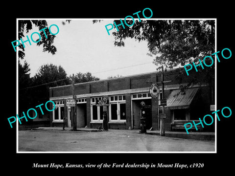 OLD LARGE HISTORIC PHOTO OF MOUNT HOPE KANSAS, THE FORD MOTOR GARAGE c1920