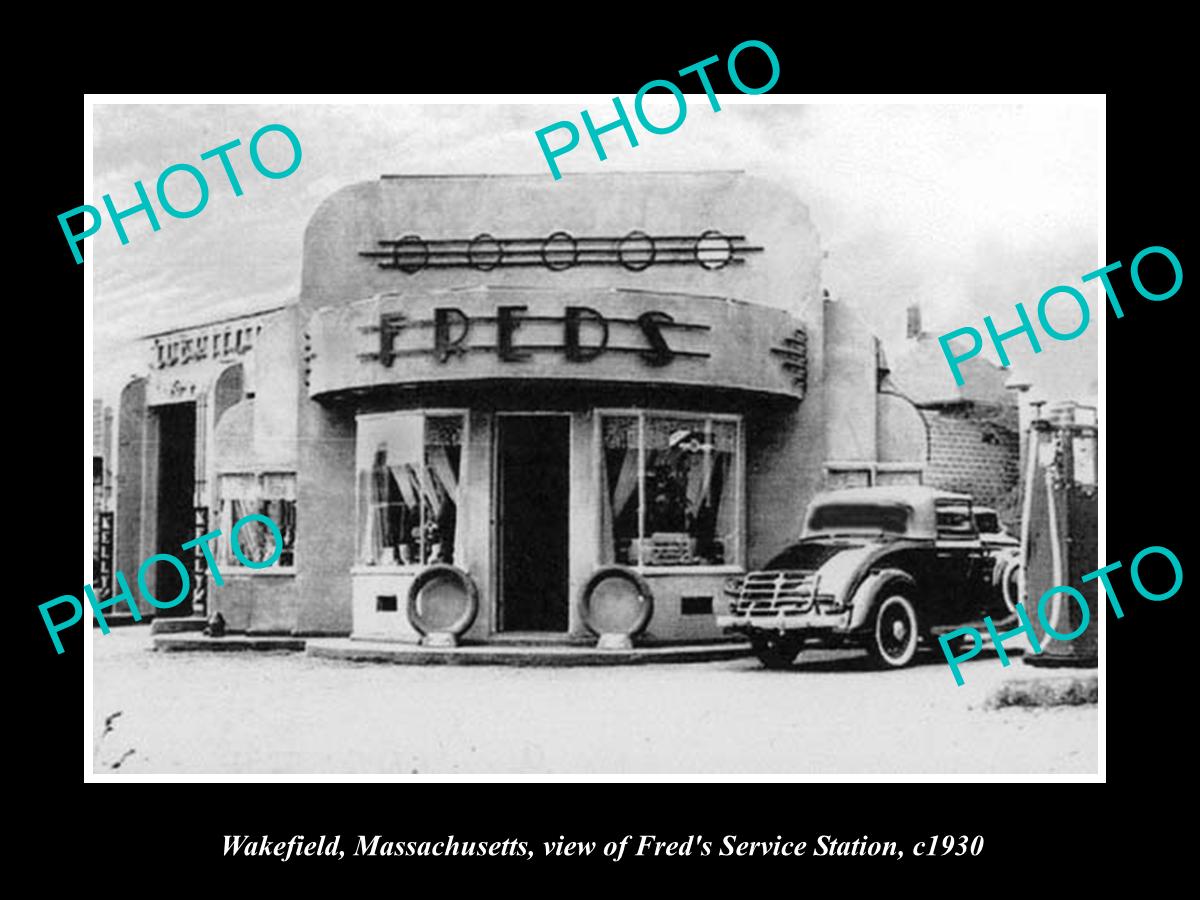 OLD LARGE HISTORIC PHOTO OF WAKEFIELD MASSACHUSETTS, FREDS GAS STATION c1930