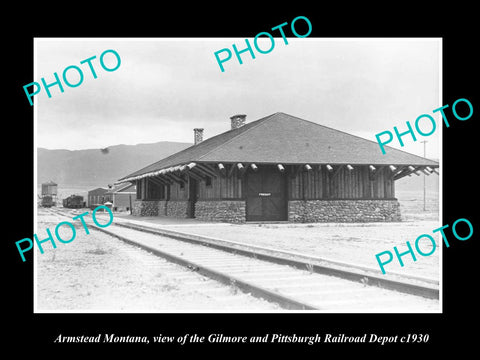 OLD LARGE HISTORIC PHOTO OF ARMSTEAD MONTANA, VIEW OF THE RAILROAD STATION c1930