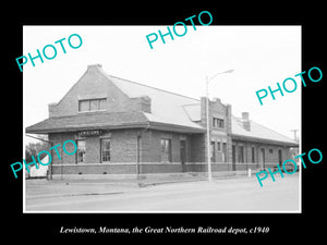 OLD LARGE HISTORIC PHOTO OF LEWISTOWN MONTANA, THE GN RAILROAD DEPOT c1940