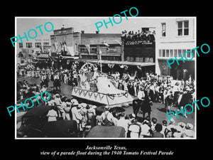 OLD LARGE HISTORIC PHOTO OF JACKSONVILLE TEXAS, THE TOMATO FESTIVAL PARADE c1940