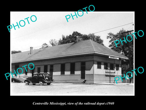 OLD LARGE HISTORIC PHOTO OF CENTREVILLE MISSISSIPPI, THE RAILROAD DEPOT c1940