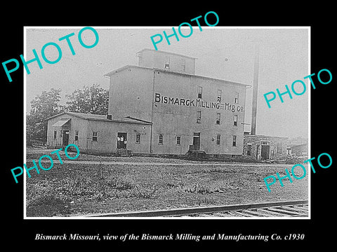 OLD LARGE HISTORIC PHOTO OF BISMARCK MISSOURI, THE BISMARCK MILLING Co c1930