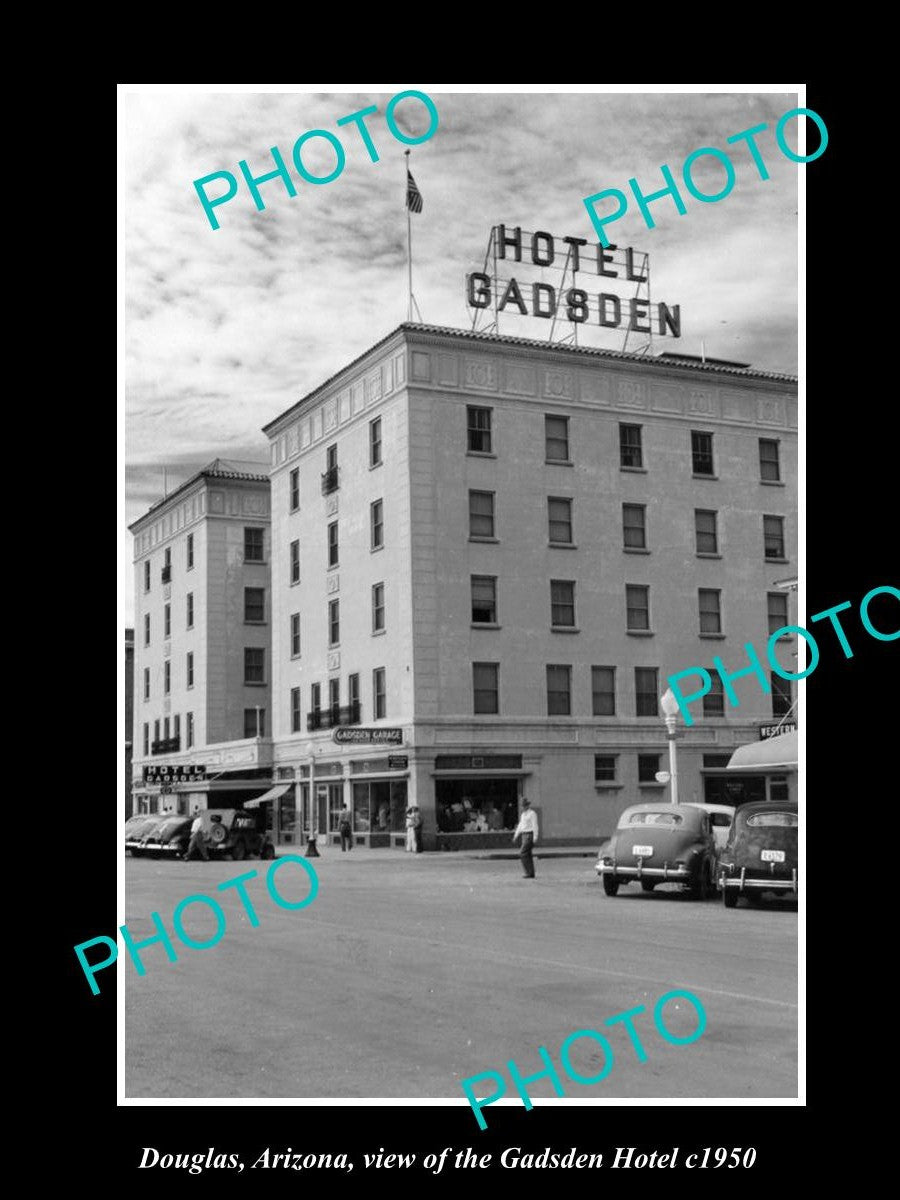 OLD LARGE HISTORIC PHOTO OF DOUGLAS ARIZONA, VIEW OF THE GADSDEN HOTEL c1950