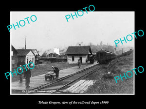 OLD LARGE HISTORIC PHOTO OF TOLEDO OREGON, THE RAILROAD DEPOT STATION c1900