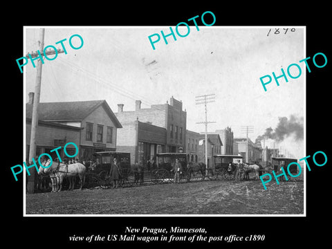 OLD LARGE HISTORIC PHOTO OF NEW PRAGUE MINNESOTA, THE US MAIL WAGONS & PO c1890