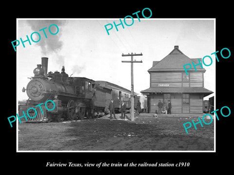 OLD LARGE HISTORIC PHOTO OF FAIRVIEW TEXAS, VIEW OF THE RAILROAD STATION c1910