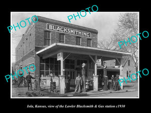 OLD LARGE HISTORIC PHOTO OF IOLA KANSAS, THE LAWLER BLACKSMITH STATION c1930