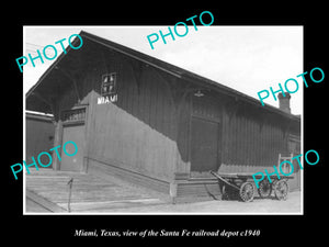 OLD LARGE HISTORIC PHOTO OF MIAMI TEXAS, VIEW OF THE RAILROAD DEPOT c1940