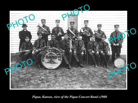 OLD LARGE HISTORIC PHOTO OF PIQUA KANSAS, VIEW OF THE PIQUA BRASS BAND c1900