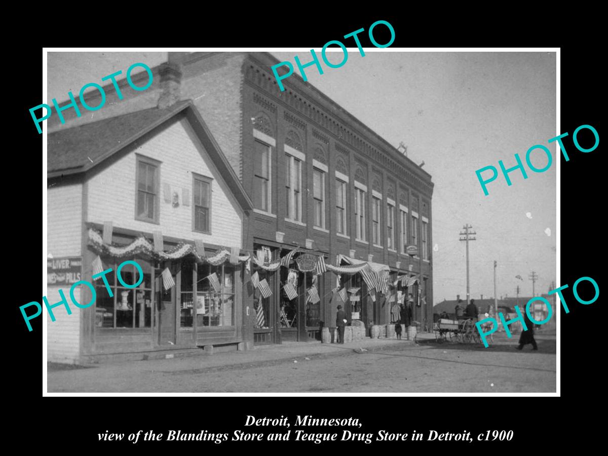 OLD LARGE HISTORIC PHOTO OF DETROIT MINNESOTA, VIEW OF THE DRUG STORE c1900