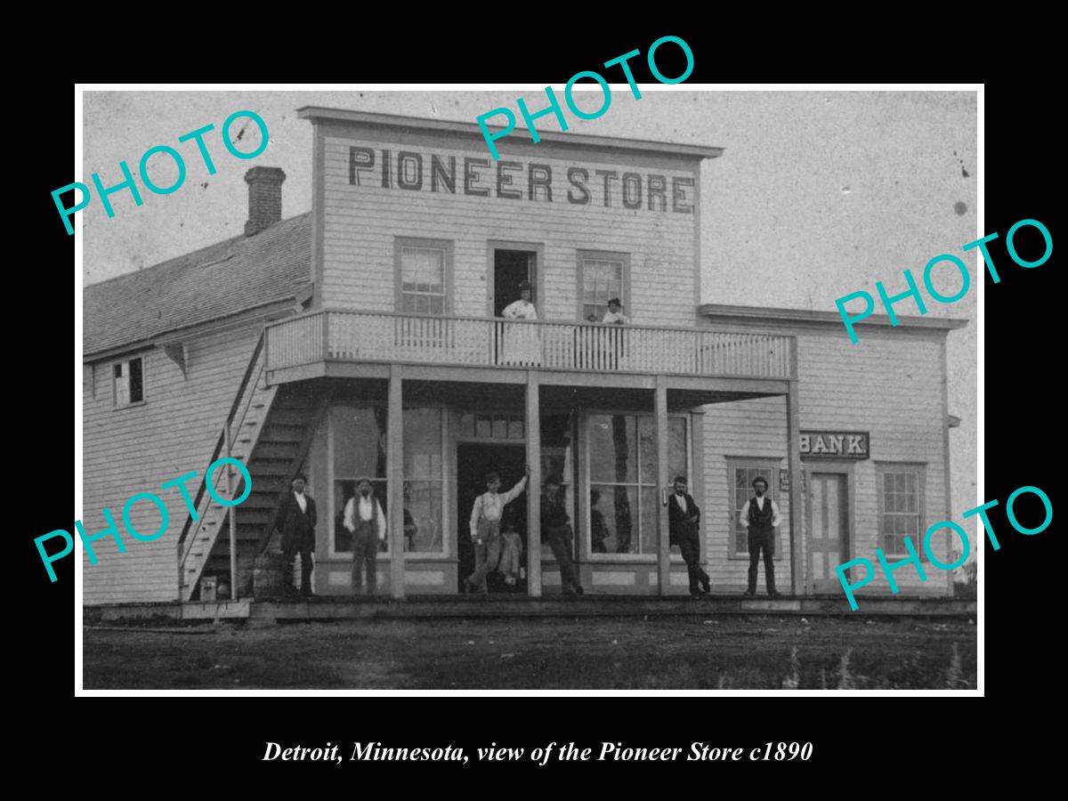 OLD LARGE HISTORIC PHOTO OF DETROIT MINNESOTA, VIEW OF THE PIONEER STORE c1890