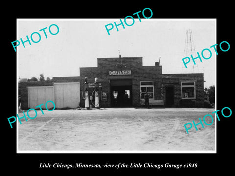 OLD LARGE HISTORIC PHOTO OF LITTLE CHICAGO MINNESOTA, THE TOWN MOTOR GARAGE 1940