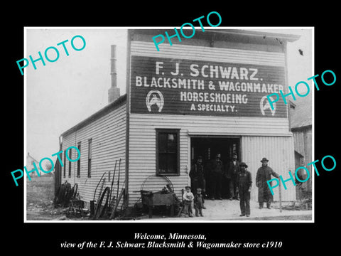 OLD LARGE HISTORIC PHOTO OF WELCOME MINNESOTA, THE SCHWARZ BLACKSMITH STORE 1910