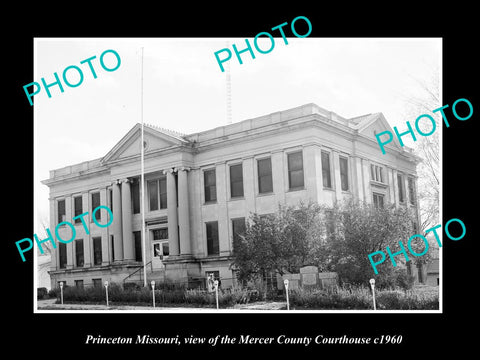 OLD LARGE HISTORIC PHOTO OF PRINCETON MISSOURI, THE COUNTY COURT HOUSE c1960